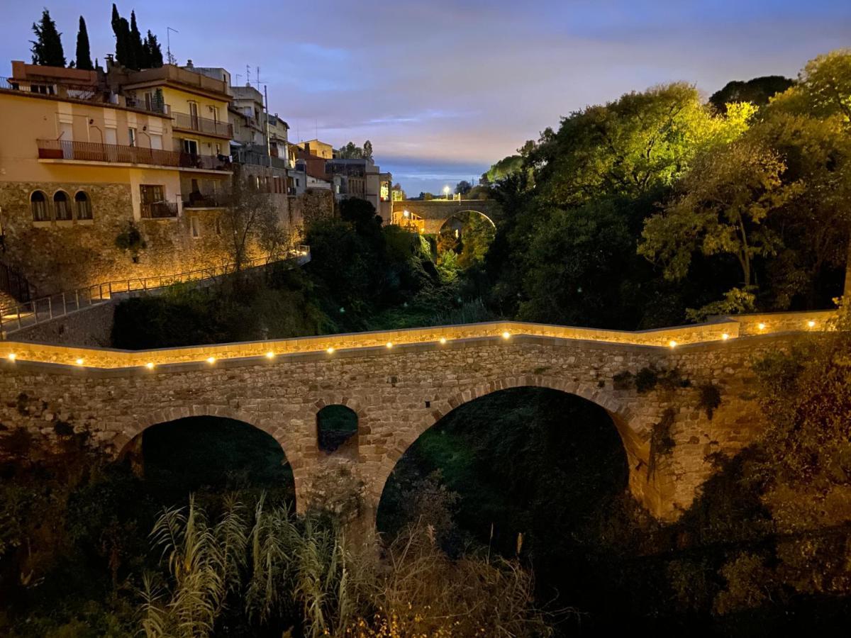 Villa Casa De Poble Termes Romanes Caldes De Montbui Exterior foto